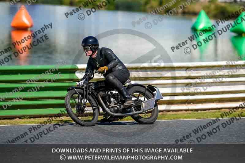 Vintage motorcycle club;eventdigitalimages;mallory park;mallory park trackday photographs;no limits trackdays;peter wileman photography;trackday digital images;trackday photos;vmcc festival 1000 bikes photographs